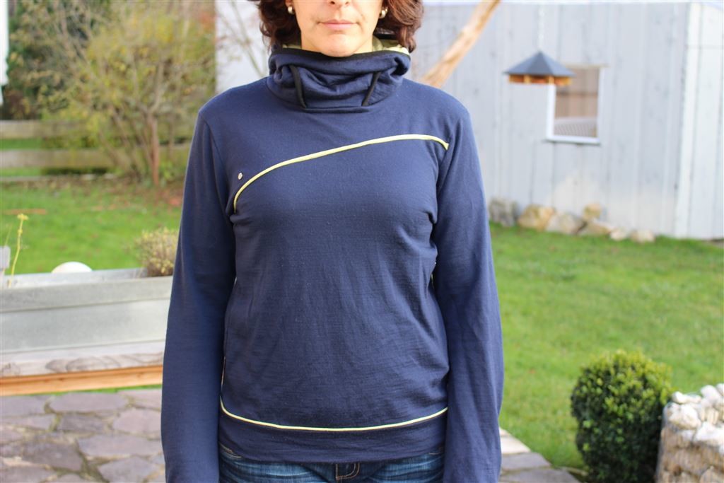 triple2 – KAPP Hoodie Women