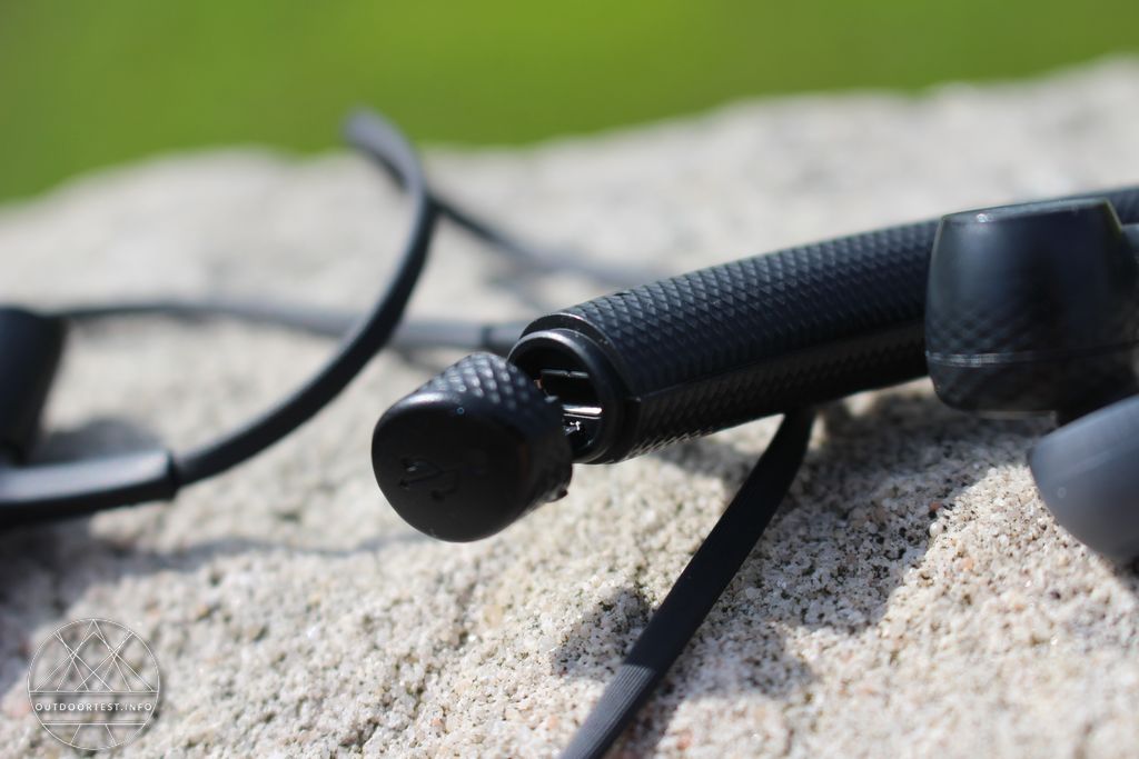 Sony XB80BS Kabellose EXTRA BASS™ Sportkopfhörer