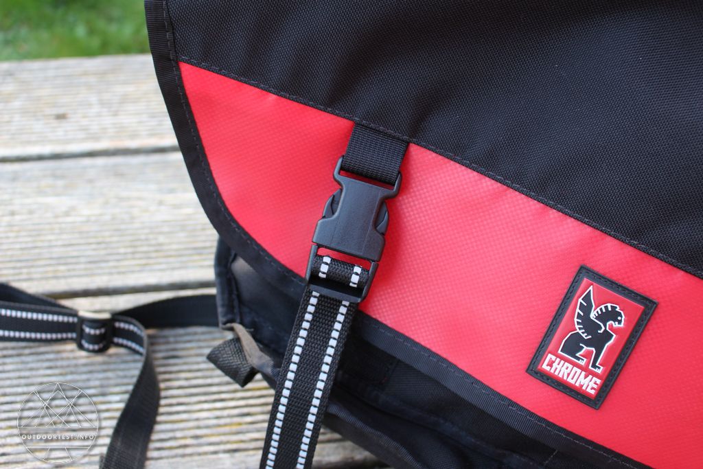 Chrome Mini Metro Messenger Bag