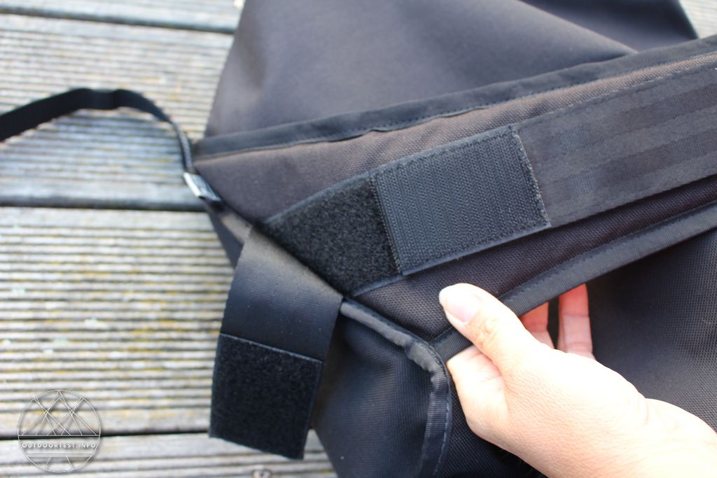 Chrome Mini Metro Messenger Bag