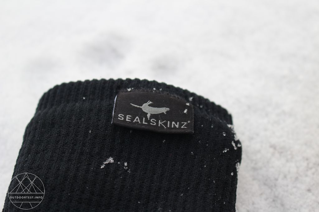 SealSkinz Ultra Grip Gloves