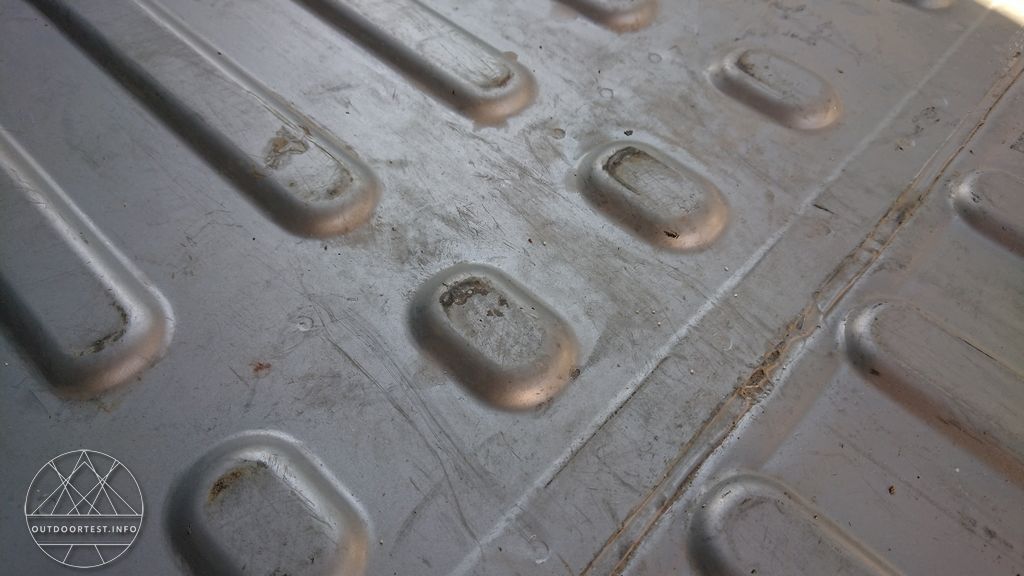 #1 Trennwand / Boden / Gurtbock