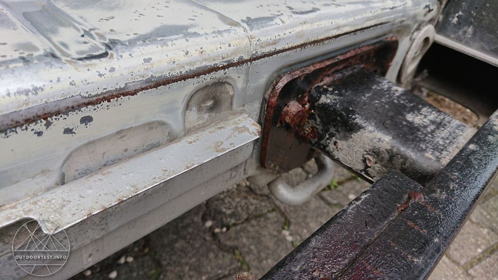 #1 Trennwand / Boden / Gurtbock