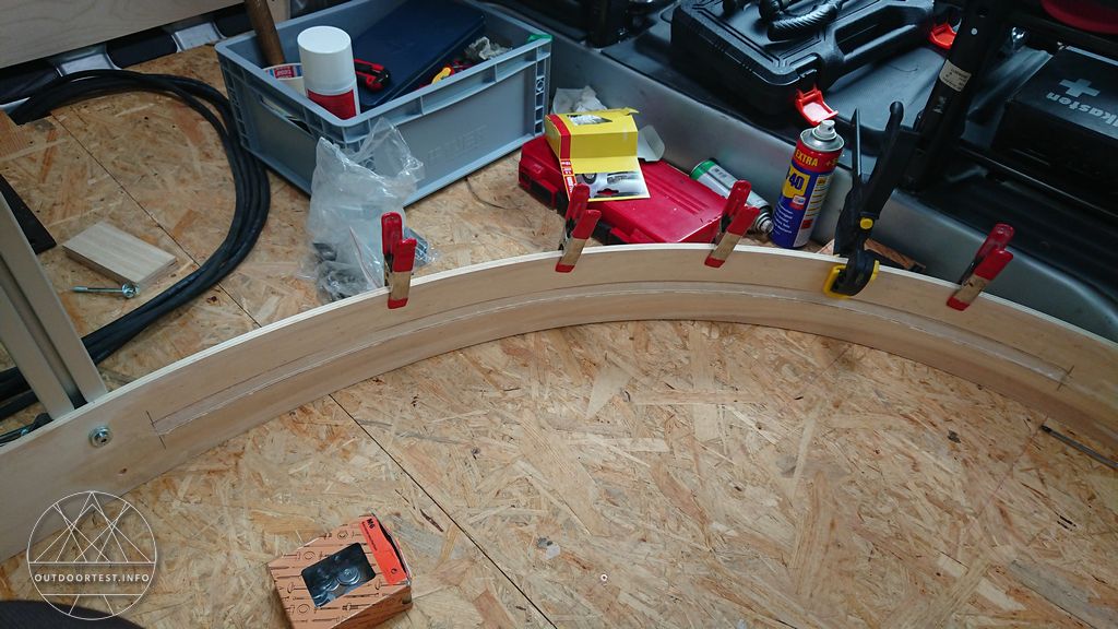 #1 Trennwand / Boden / Gurtbock