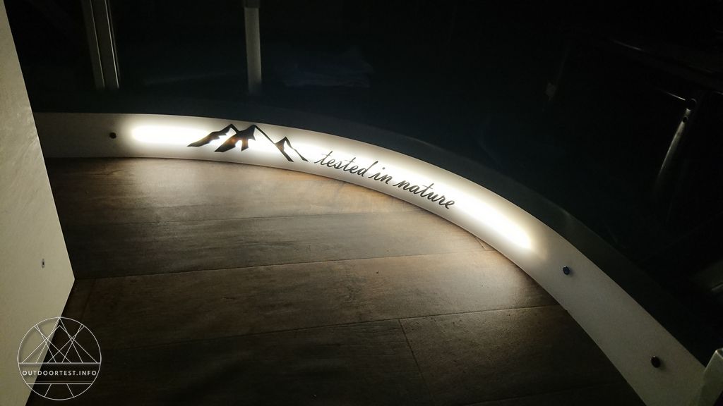 #1 Trennwand / Boden / Gurtbock