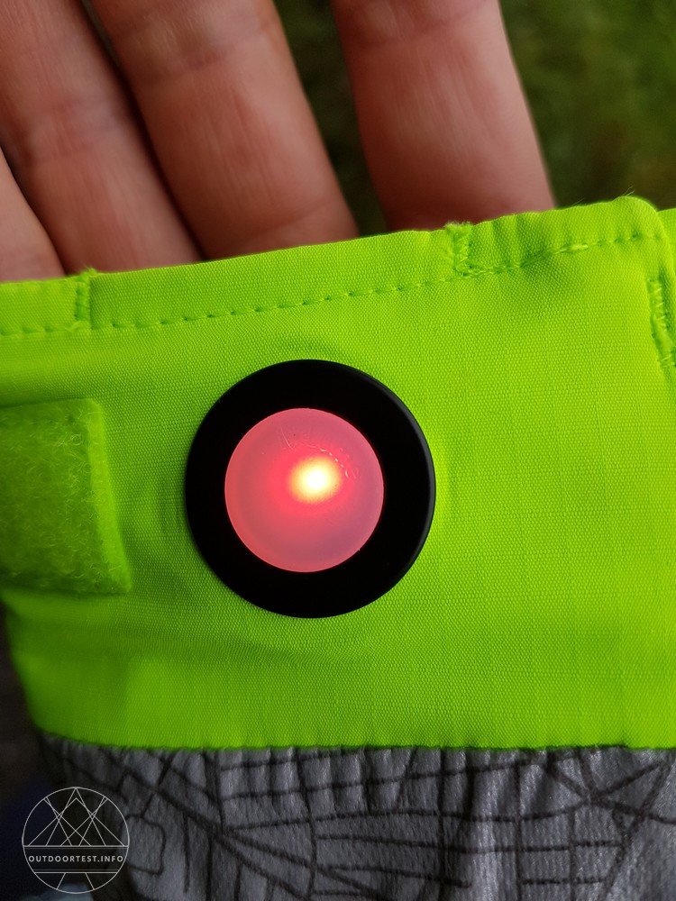 showers pass Women's Hi-Vis Torch Jacket With Beacon Lights