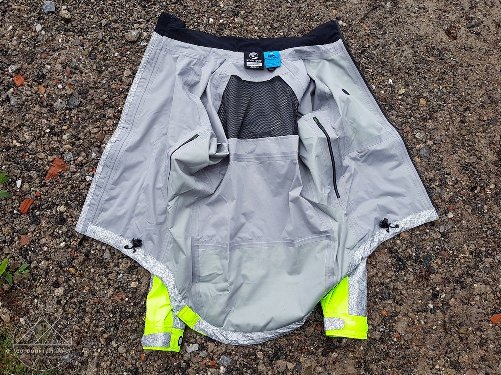 showers pass Women's Hi-Vis Torch Jacket With Beacon Lights