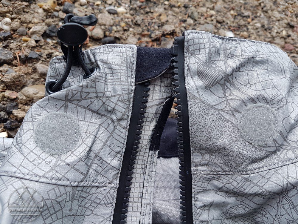 showers pass Women's Hi-Vis Torch Jacket With Beacon Lights