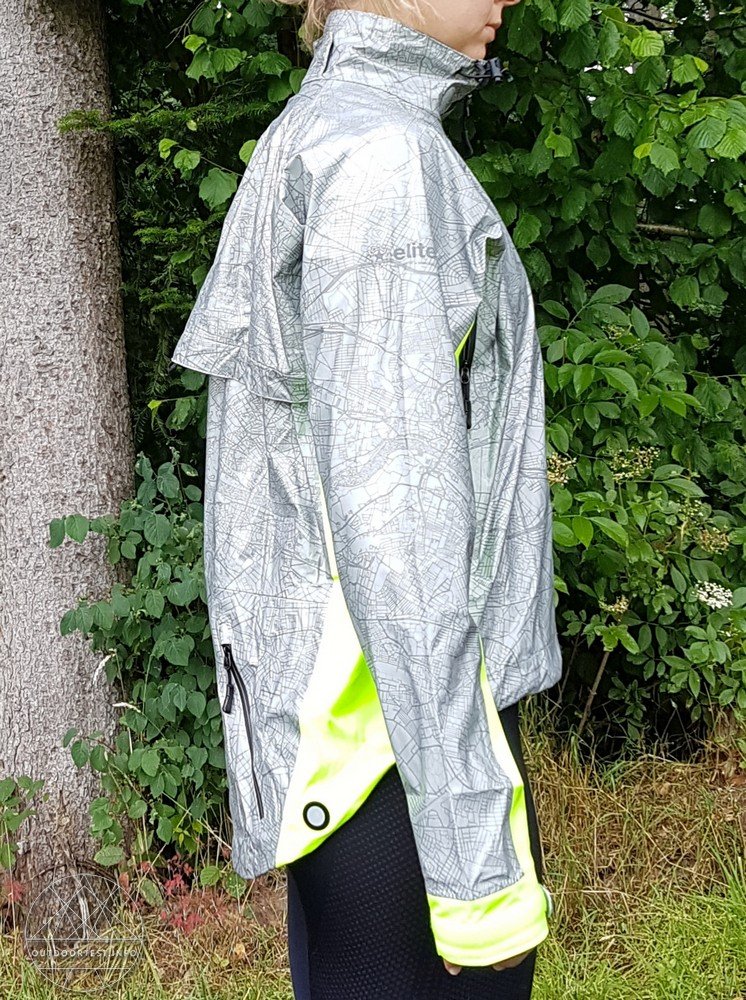 showers pass Women's Hi-Vis Torch Jacket With Beacon Lights
