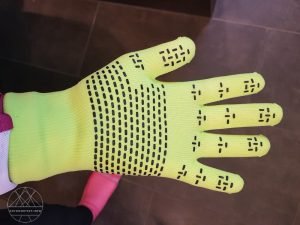showers-pass-crosspoint-knit-gloves--02