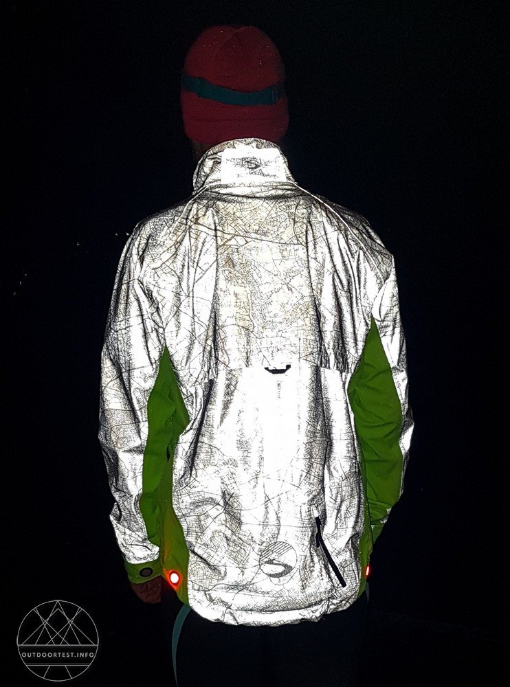 showers pass Women's Hi-Vis Torch Jacket With Beacon Lights