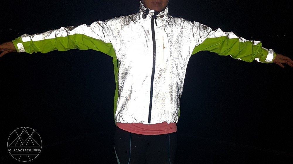 showers pass Women's Hi-Vis Torch Jacket With Beacon Lights