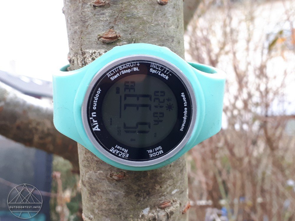 AIR`N Outdoor-Uhr