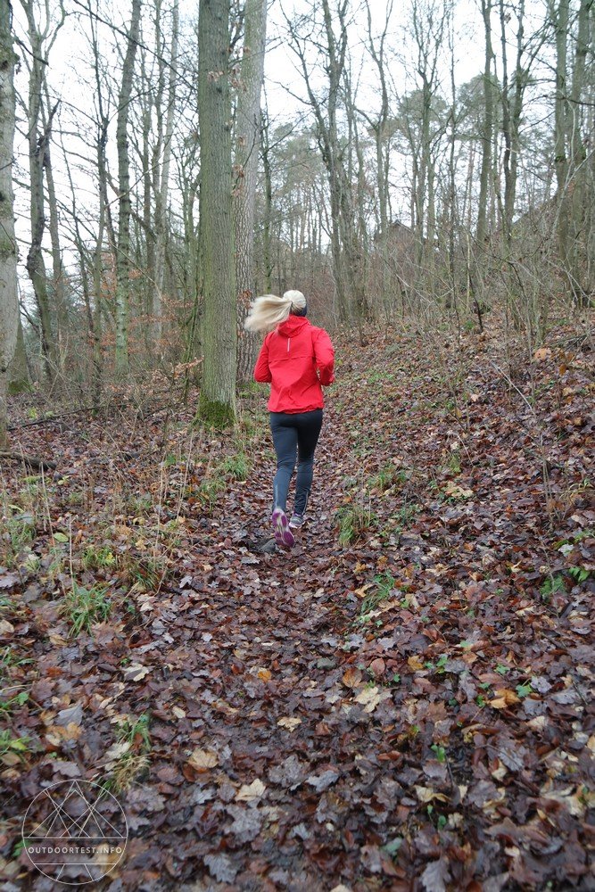 Columbia Rogue Runner Windjacke