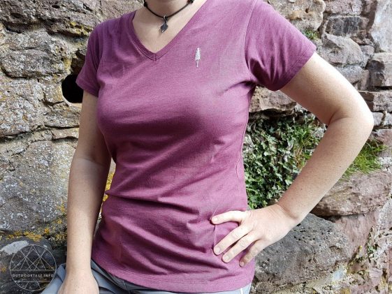 Nikin Treeshirt V Neck Woman Im Outdoortest Tested In Nature Outdoortest Info Die Unabhangige Testseite Im Outdoorbereich
