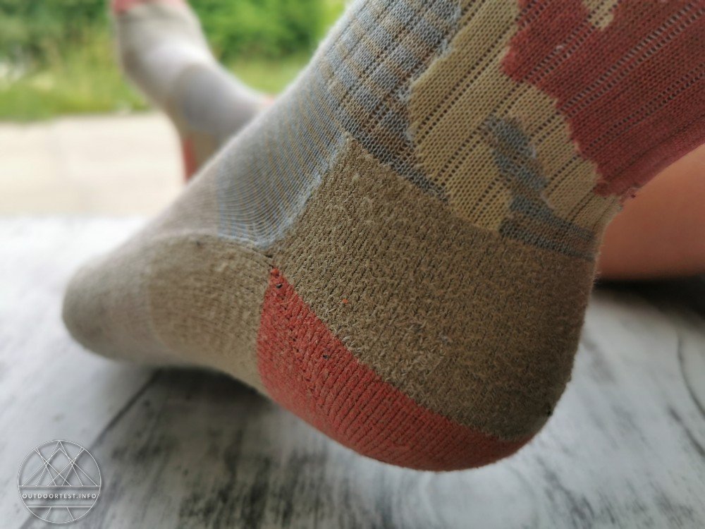 Darn Tough Three Peaks Micro Crew Light Cushion