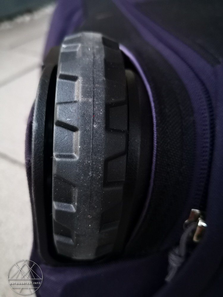 Osprey Fairview Wheels 65