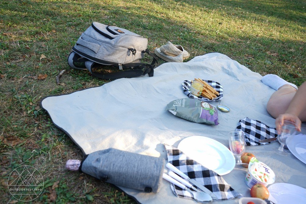 CampFeuer Picknickrucksack 32-teilig - Essen unter freiem Himmel