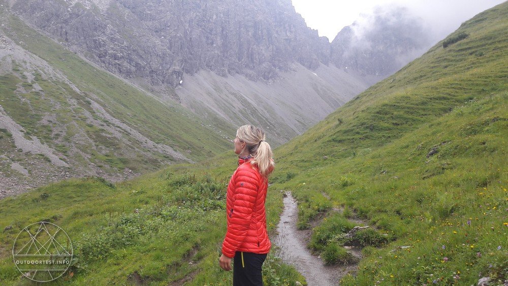 Jack Wolfskin Mountain Down JKT W - Isolationsjacke mit kleinem Packmaß