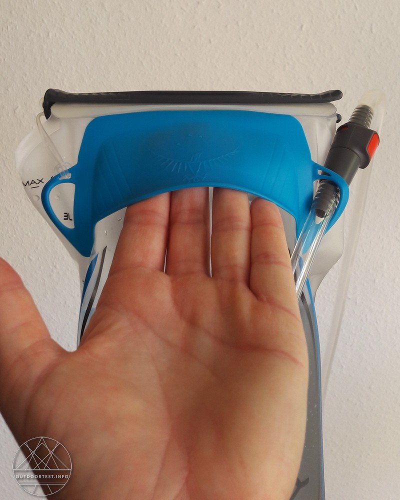 Osprey Hydraulics™ 3L Reservoir - Wasserzufuhr unterwegs