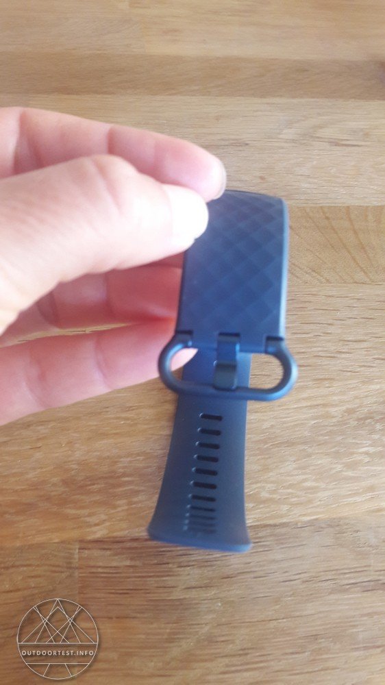 Fitbit Charge 4