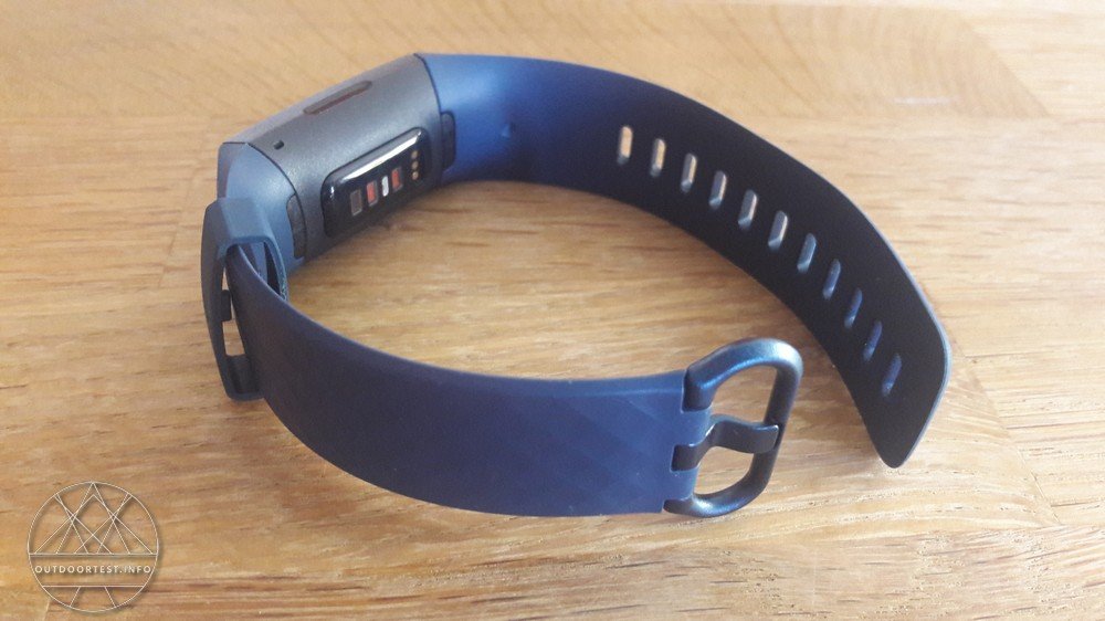 Fitbit Charge 4