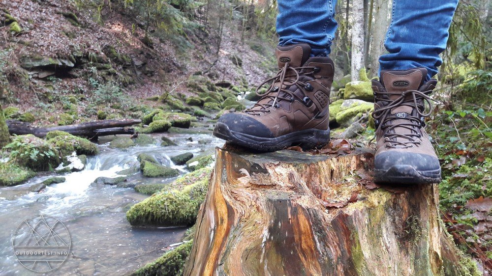 KEEN Karraig Waterproof Mid im Outdoortest