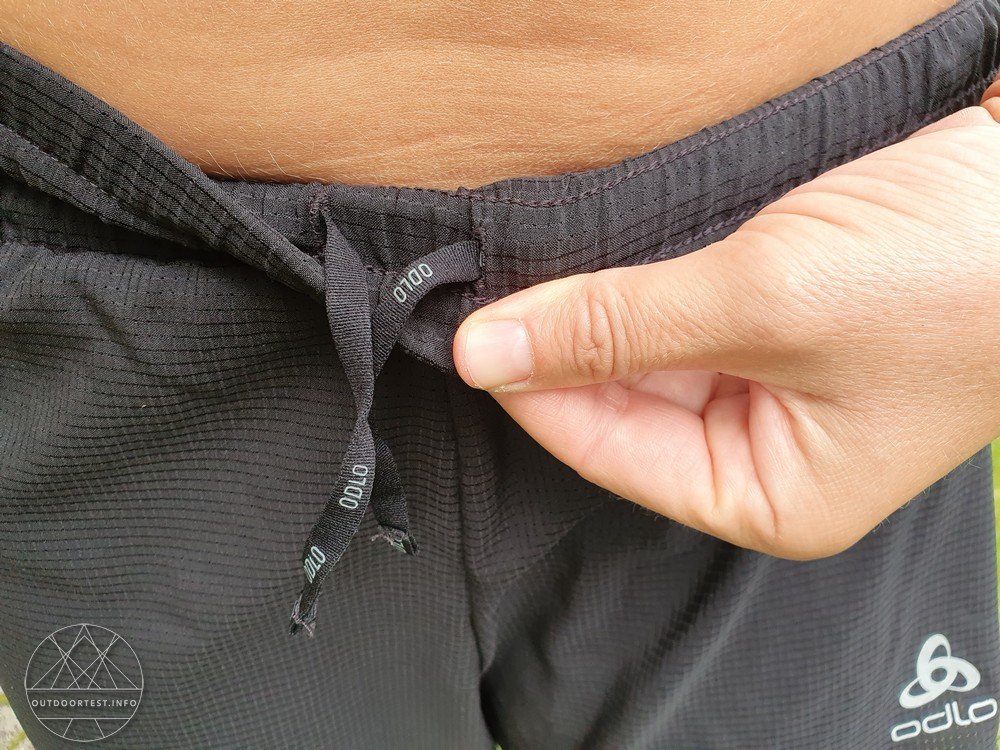 Odlo Damen RUN EASY 5 INCH 21 Laufshorts