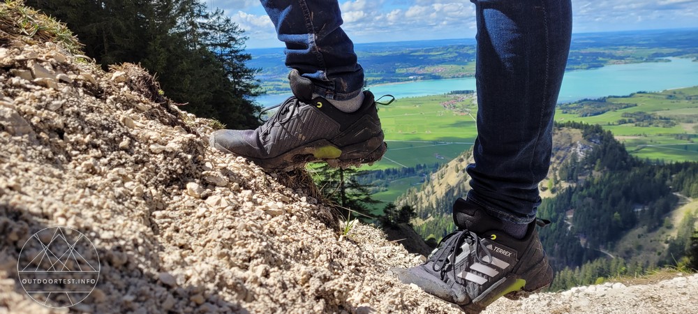 adidas TERREX Swift R3