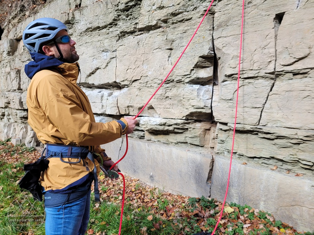 adidas TERREX Techrock Gore-Tex Pro Jacke