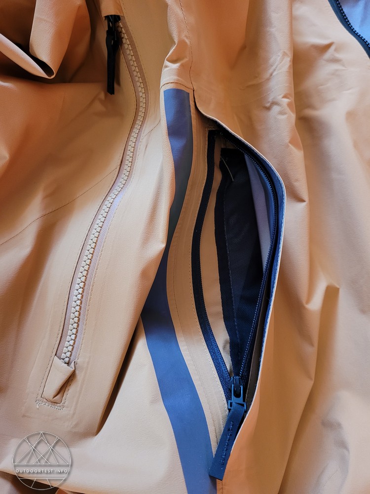 adidas TERREX Techrock Gore-Tex Pro Jacke