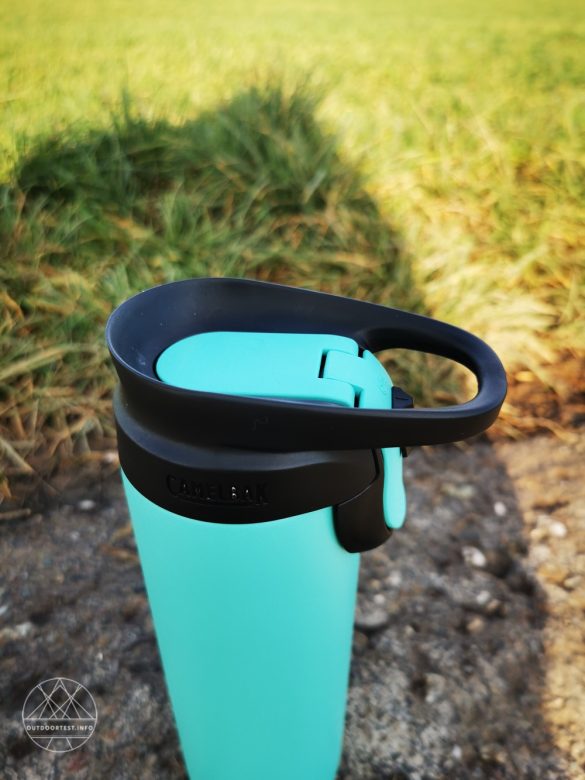 Camelbak Forge Flow mit Camelbak Teesieb