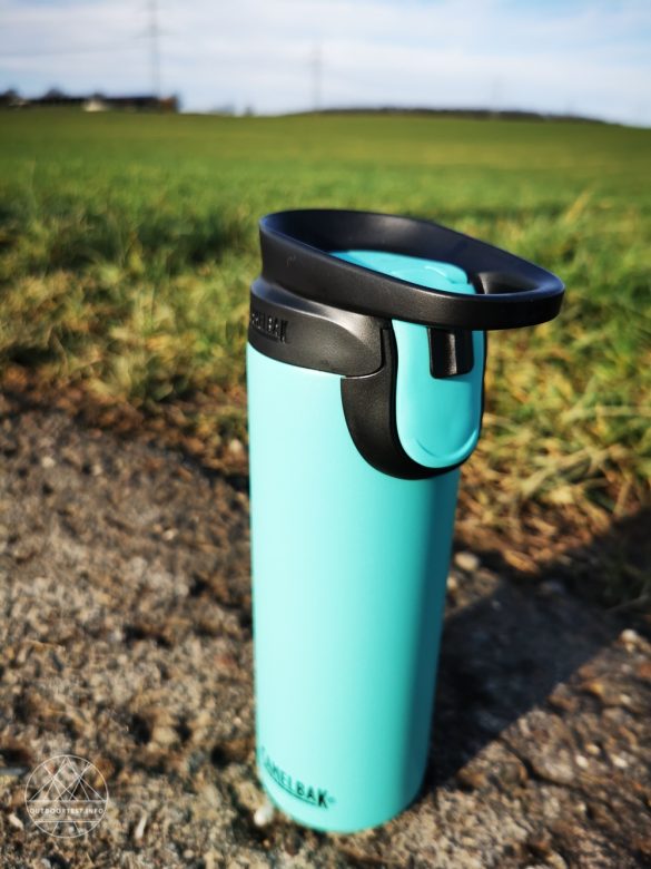 Camelbak Forge Flow mit Camelbak Teesieb