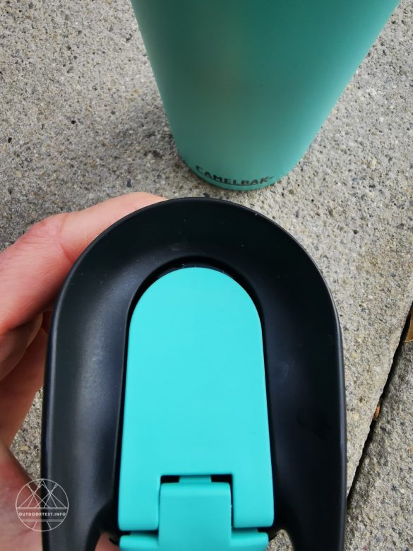 Camelbak Forge Flow mit Camelbak Teesieb