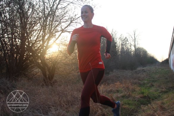 Artilect Goldhill 125 Langarmshirt mit Rundhalsausschnitt und Zoneneinsätzen für Damen