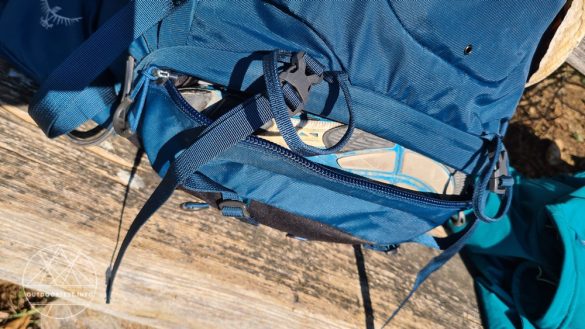 Osprey Rucksack Kyte 46 für Frauen und Hydraulics 3L Trinkblase