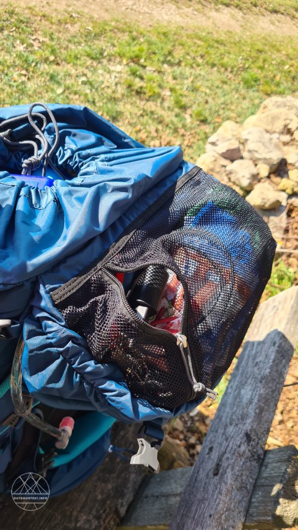 Osprey Rucksack Kyte 46 für Frauen und Hydraulics 3L Trinkblase