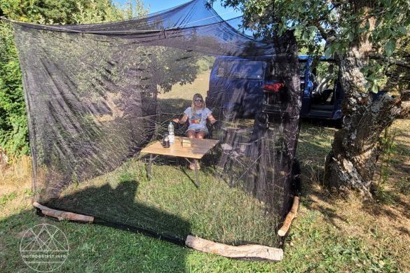 Brettschneider Moskitonetz Lodge Terrazzo