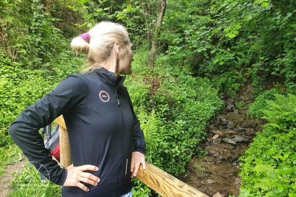 Gobik Jacket unisex Long Sleeve Envy Jet black