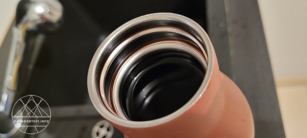 Camelbak Horizon Weinflasche und Weinbecher