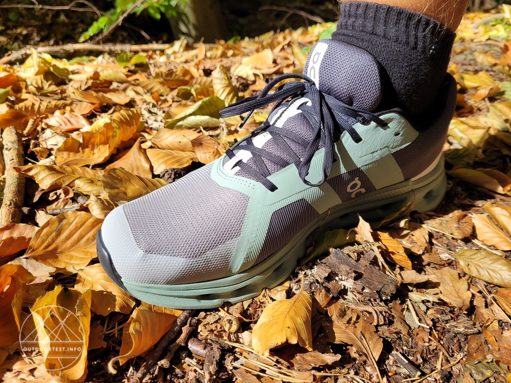 ON Running Cloudrunner Laufschuhe