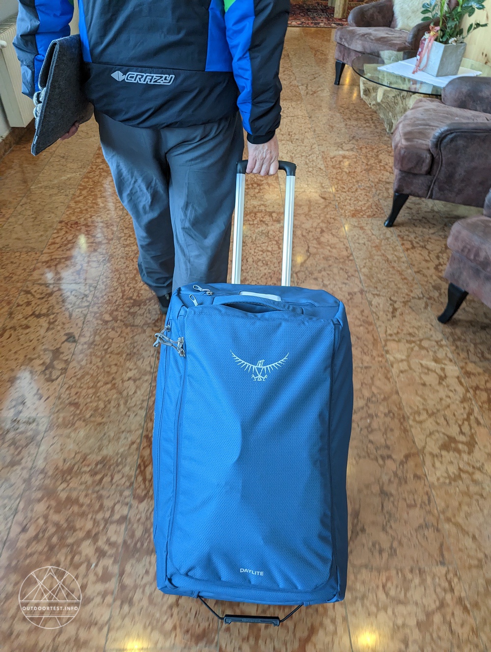 Osprey Daylite Wheeled Duffel 85