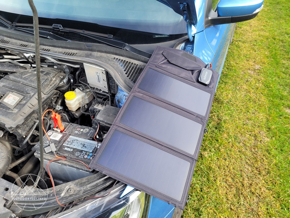 BasicNature Solar-Ladegerät 'Offroad' und Solar-Ladegerät 'Powerbank'