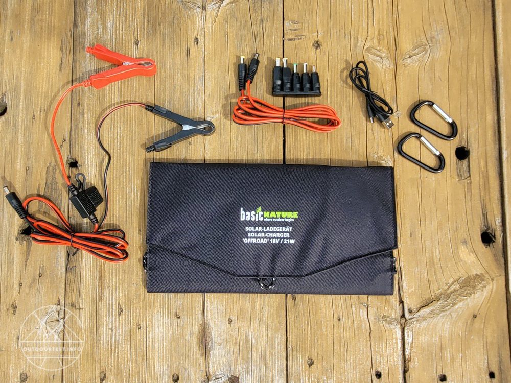 BasicNature Solar-Ladegerät 'Offroad' und Solar-Ladegerät 'Powerbank'