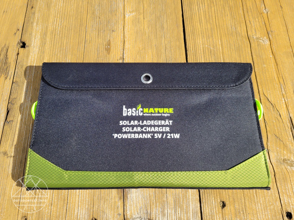 BasicNature Solar-Ladegerät 'Offroad' und Solar-Ladegerät 'Powerbank'