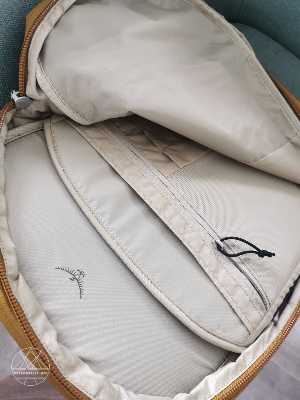 Osprey Arcane Large Day