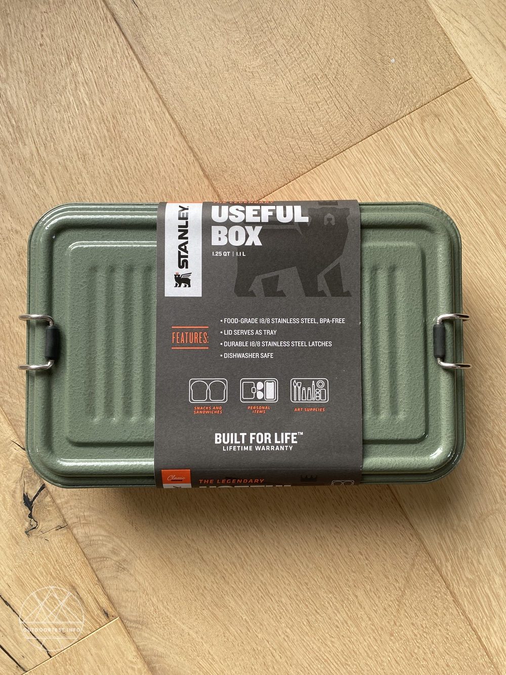 Stanley Classic Legendary Bottle & Box