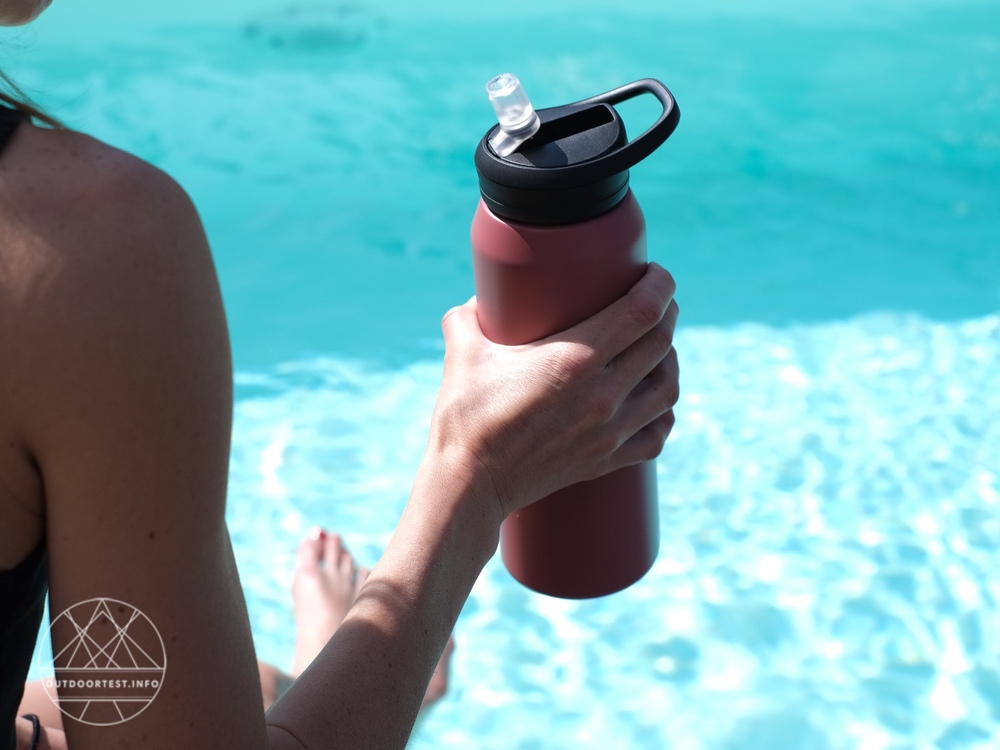 CamelBak Eddy+ Borraccia Sportiva 750 Ml - Cardinale Rosso, Tritan BPA Free, Antigoccia, Maniglia Trasporto
