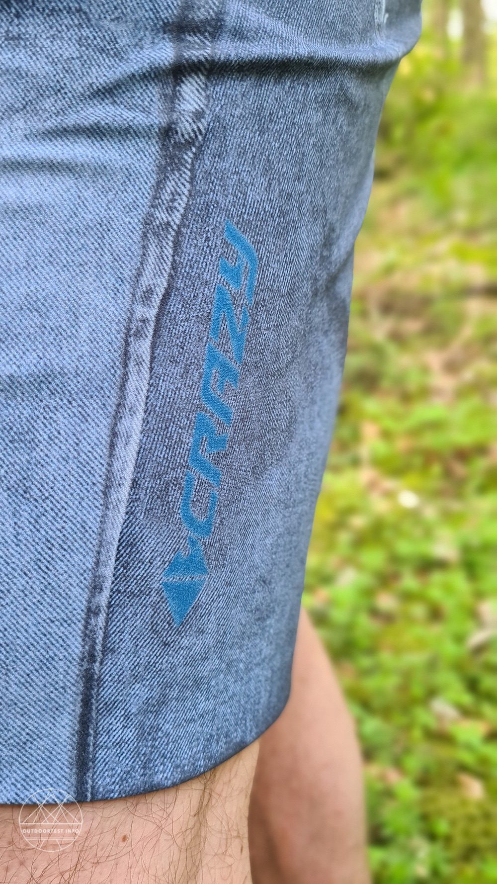 CRAZY IDEA Short Super