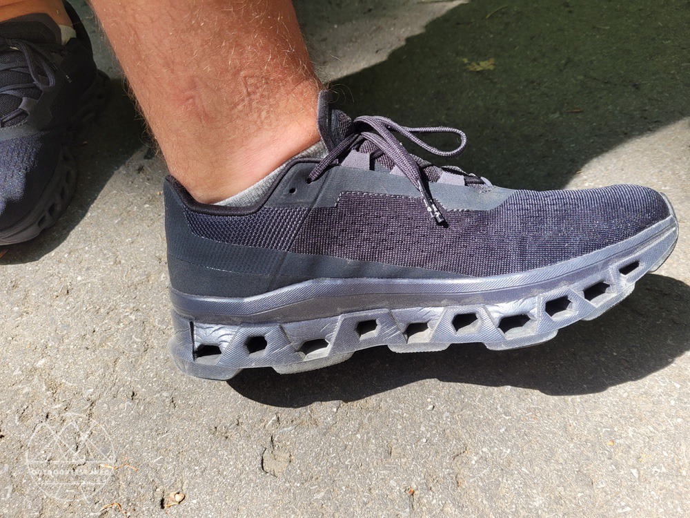 ON Running Cloudmonster